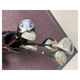 Junior Right Handed Golf Clubs with Bag