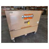 Knaack 89 Storagemaster Chest Jobsite Storage Cabinet on Casters