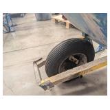 Ecco Midwest Heavy-Duty Wheelbarrow