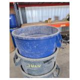 Rubbermaid Brute Trash Cans (Lot of 3)