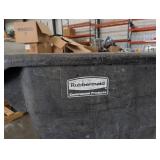 Rubbermaid Commercial Products Rolling Utility Cart