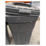 Northprint Libby Bldg. & Hefty Trash Cans (Lot of 2)