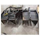 VTM Manufacturing Inc. 2549 Hydraulic Grapple Attachment