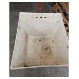 Utilatub Utility Sink