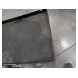 Rubbermaid Utility Cart