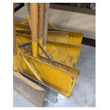 Assorted Snow Shovels (Lot of 5)