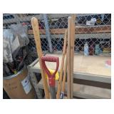 Snow Shovel Mixed Lot