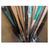 Garden Tool Mixed Lot of Shovels, Hoes & Rakes