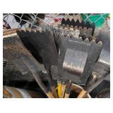 Roofing Tear-Off Shovels Mixed Lot