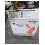 Honeywell Howard Leight MAX MAX-30C/5V17 Foam Earplugs 100 Pair Corded