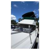 1987 Carver Yacht on the St. Croix at the Bayport Marina - No Reserve