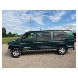 2001 Ford E150