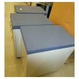 3 mobile pedestals