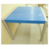 Indoor/Outdoor table 35x35