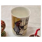 Christmas DÃ©cor Items including 