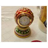 Christmas DÃ©cor Items including 