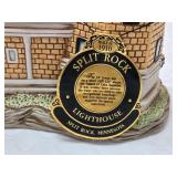 Split Rock Lighthouse Lamp and Duluth Souvenir Plate