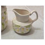 Enesco Daisy Pattern Teapot and Creamer E9409