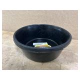 $17 Little Giant  Heavy Duty Rubber Tub | Durable Rubber Feed Pan | Indoor & Outdoor Use | Rubber Feed Bucket | 4 Quarts
