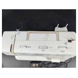Husqvarna Viking HUSKYSTAR E20 Sewing Machine