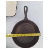 Cast Iron Skillet Set (Lot of 5)