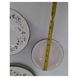 Pfaltzgraff Winterberry & Assorted Decorative Dinnerware Mixed Lot