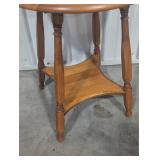 Wood Round Side Table 22in