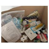 Vintage Singer & Greist Sewing Notions Estate Mixed Lot