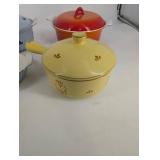 DRU Enameled Cast Iron Cookware Set (Lot of 4)