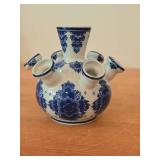 7-spout Tulip Vase - Handpainted Classic Blue and White - Dutch Delft style (Holland)
