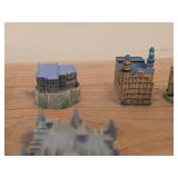 Thimble Collection - Lenox Great Castles of the World 18-piece