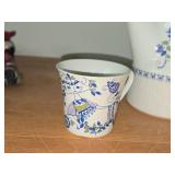 Vintage Figgjo Flint Norway Coffee Pot in the Lotte Pattern by Turi Gramstad Oliver with (2) Coffee Cups