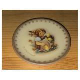 Lot of (12) Goebel M.I. Hummel Annual Collectible Plates