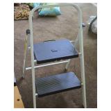 2-step Step Ladder