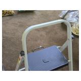 2-step Step Ladder