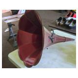 Vintage Morning Glory style Phonograph Horn