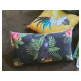 Lot of (10) Throw Pillows (assorted)
