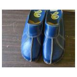 Lot of (2 Pair) Cedar SKO Wooden Shoes / Clogs