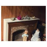 Lot of (1 Shelf) Dollhouse Miniatures