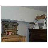 Lot of (3) Dollhouse Miniatures - Pickle Stand (x1) and Garden Arbors (x2)