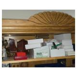 Lot of (1 Shelf) Dollhouse Miniatures
