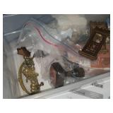 Lot of (1 Shelf) Dollhouse Miniatures