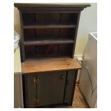 Small Wood Hutch
