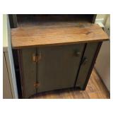 Small Wood Hutch