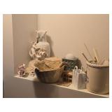 Lot of (4) Ceramic Décor - Vase, Bowl, Flower Figurines (x2)