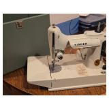 Singer Sewing Machine with Case