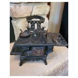 Vintage Crescent Miniature Cas Iron Wood Stove Salesmans Sample