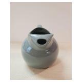 Beautiful Hail Made in the USA 633 Pitcher