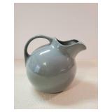 Beautiful Hail Made in the USA 633 Pitcher