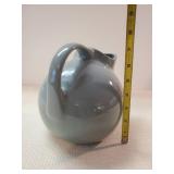 Beautiful Hail Made in the USA 633 Pitcher